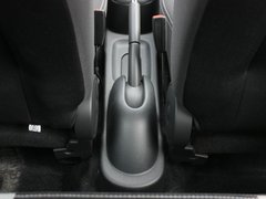 2013款 1.0L 自动 炫酷型