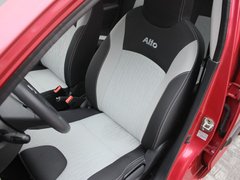 2013款 1.0L 自动 炫酷型