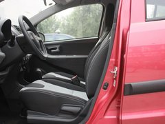 2013款 1.0L 自动 炫酷型