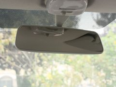 2013款 1.0L 自动 炫酷型