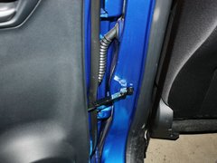 2013款 1.0L 自动 豪华影音型