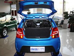 2013款 1.0L 自动 豪华影音型
