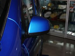 2013款 1.0L 自动 豪华影音型