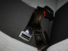 2013款 1.0L 自动 豪华影音型