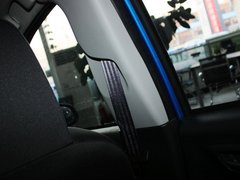 2013款 1.0L 自动 豪华影音型