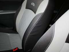 2013款 1.0L 自动 豪华影音型