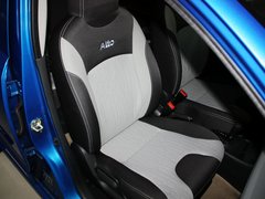 2013款 1.0L 自动 豪华影音型