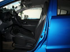 2013款 1.0L 自动 豪华影音型