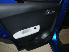 2013款 1.0L 自动 豪华影音型