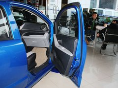2013款 1.0L 自动 豪华影音型