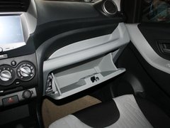 2013款 1.0L 自动 豪华影音型
