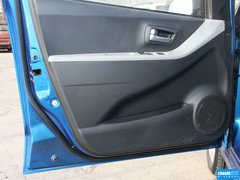2013款 1.0L 自动 豪华型