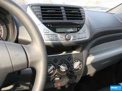 2013款 1.0L 自动 豪华型