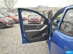 2013款 1.0L 自动 豪华型