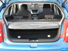 2013款 1.0L 自动 豪华型