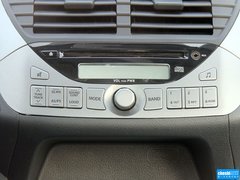 2013款 1.0L 自动 豪华型