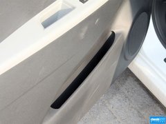 2013款 1.0L 自动 豪华型