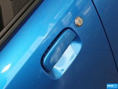 2013款 1.0L 手动 豪华型