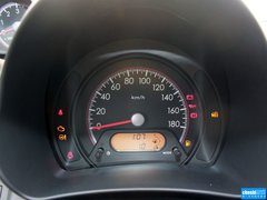 2013款 1.0L 手动 豪华型