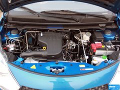 2013款 1.0L 手动 豪华型