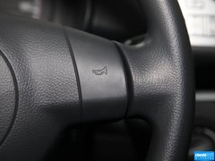 2013款 1.0L 手动 豪华型