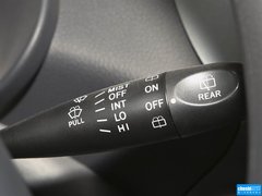 2013款 1.0L 手动 豪华型