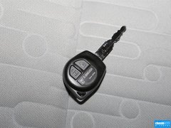 2013款 1.0L 手动 豪华型