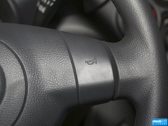 2013款 1.0L 手动 豪华型