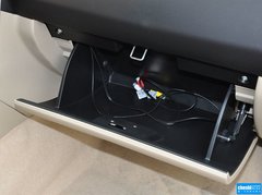 2012款 2.4L MT豪华导航5门版