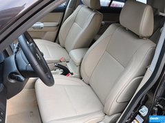2012款 2.4L MT豪华导航5门版