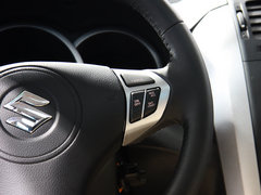 2012款 2.4L AT豪华导航5门版