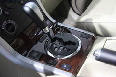 2012款 2.4L AT豪华导航5门版