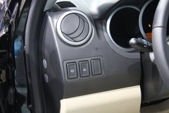 2012款 2.4L AT豪华导航5门版