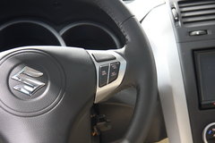 2012款 2.4L AT豪华导航5门版