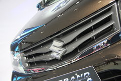 2012款 2.4L AT豪华导航5门版
