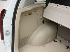 2012款 2.4L AT豪华导航5门版