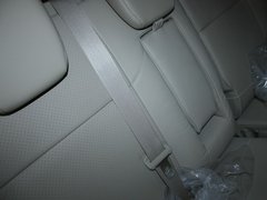 2012款 2.4L AT豪华导航5门版