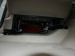 2012款 2.4L AT豪华导航5门版