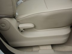2012款 2.4L AT豪华导航5门版