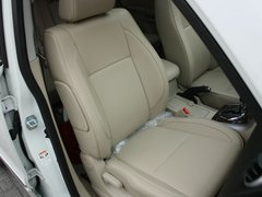 2012款 2.4L AT豪华导航5门版
