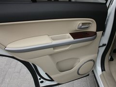 2012款 2.4L AT豪华导航5门版