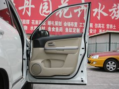 2012款 2.4L AT豪华导航5门版