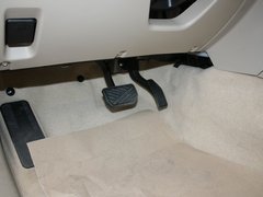 2012款 2.4L AT豪华导航5门版