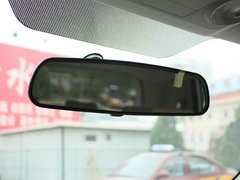 2012款 2.4L AT豪华导航5门版