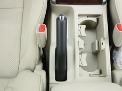 2012款 2.4L AT豪华导航5门版
