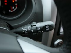 2012款 2.4L AT豪华导航5门版