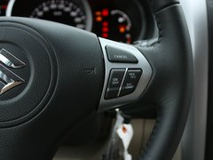 2012款 2.4L AT豪华导航5门版