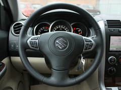 2012款 2.4L AT豪华导航5门版