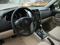 2012款 2.4L AT豪华导航5门版