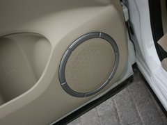2012款 2.4L AT豪华导航5门版